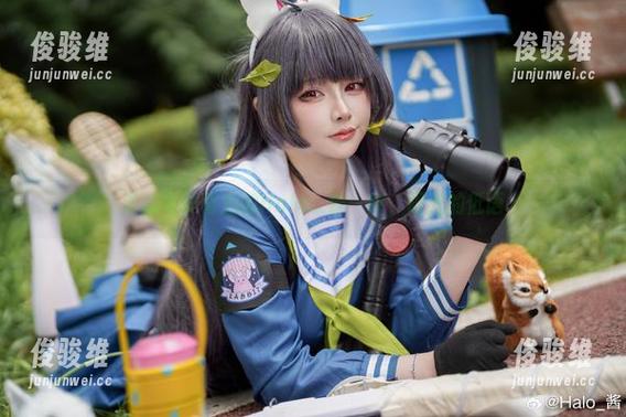 泳装写真背后的Halo_酱：听，阳光的低语