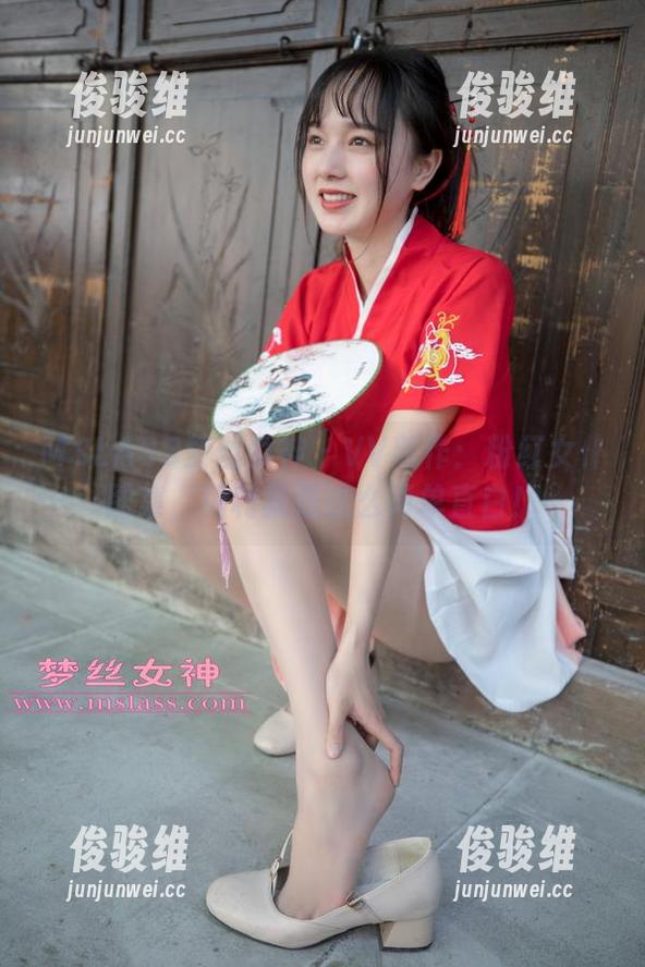 MSLASS梦丝女神-VV MSLASS梦丝女神 - VV新作:粉红女仆图集,福利就是这么简单直白!