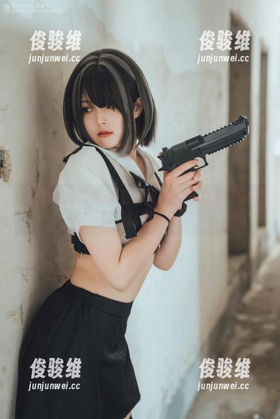 Natsuko夏夏子黑白图集：你真的了解光影的诱惑吗？