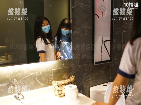 ROSI在线写真，长筒黑色丝袜惊艳登场，快来看看哪位大腿的竞争力能秒杀我！