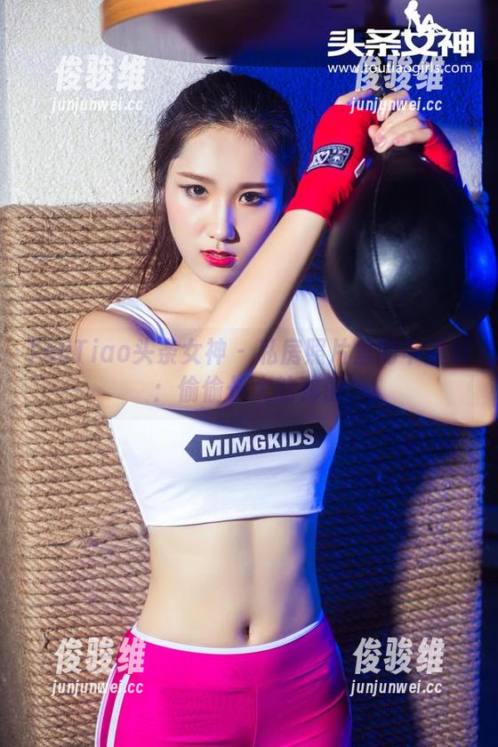 TouTiao头条女神 - 私房照片里的申美嫣：偷偷长大的秘密