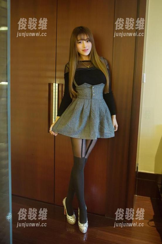 TuiGirl推女郎 - 制服合集之艾栗栗：轻松开启你的时尚之旅