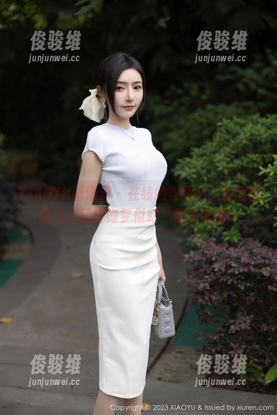 XIAOYU语画界 - 在线的美图中，程程程的女仆风格如梦似幻，快来看看！
