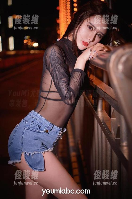 YouMi尤蜜荟 - Domen瑶瑶清纯图包独家发售，谁需要圣光？我的眼里只有她！
