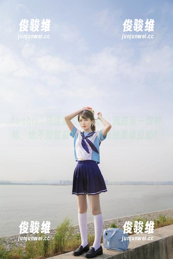 fushii_海堂 fushii_海堂的原图皮衣,流露着一股神秘,也不知道那个角落的光线是谁打的!