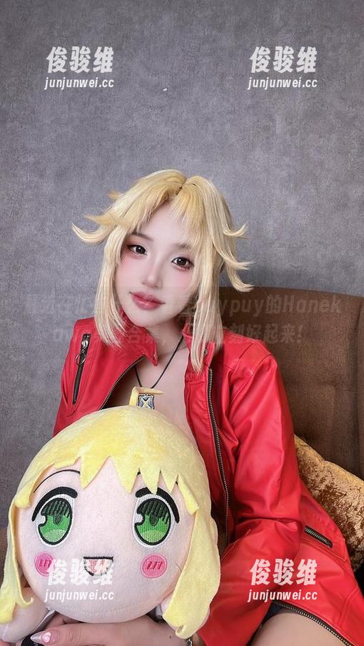 最近在忙些什么？看看puypuy的Hanekawa美图合集，心情立刻好起来！