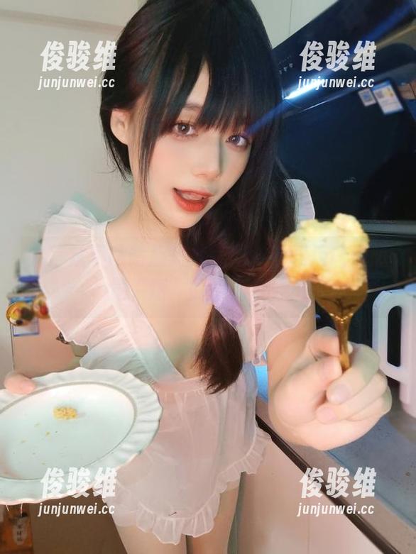 九言从不咕咕超短裤美图，下载后让你感觉“短”的恰到好处！