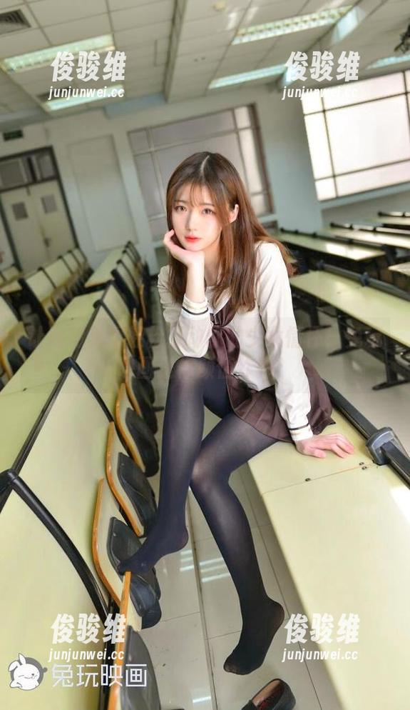 让高清美图轻松打动你的少女情怀！兔玩映画送你颜值炸弹！