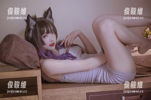 刺青Poi 恰巴耶夫与刺青Poi的奇遇记:图集下载,越看越想!