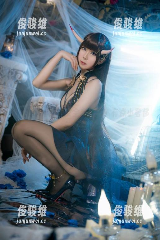 这大米米球的皇女全套图集，有点小奢侈的感觉。