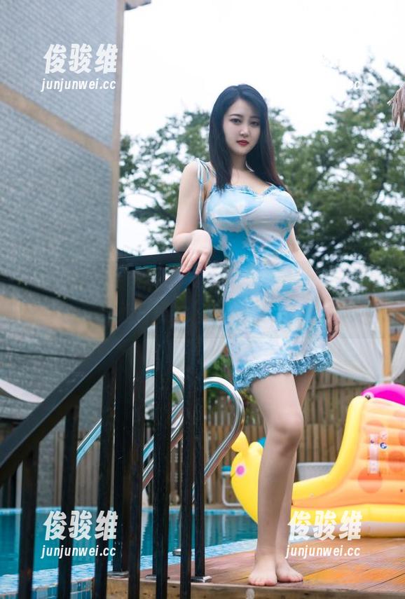 微密圈 - 杀手外表，白衬衫加持：快来下载好H好女杀手的合集！