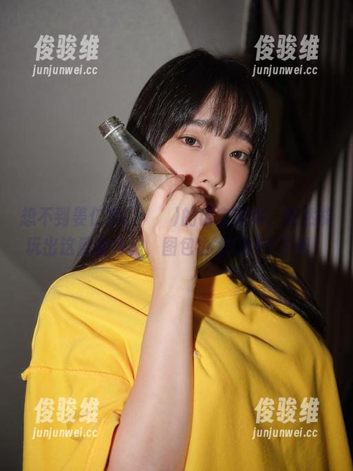 想不到姜仁卿(강인경)的镂空写真，竟然能玩出这番新花样，图包也太CUTE了吧！