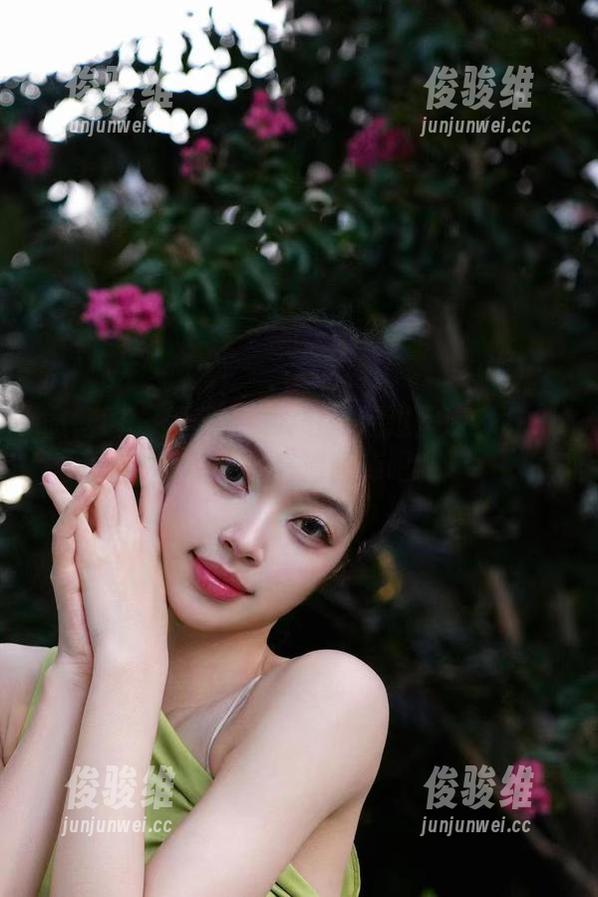 微密圈 - 想和徐珺大哥一起过圣诞？先来看看她的高清图库吧！