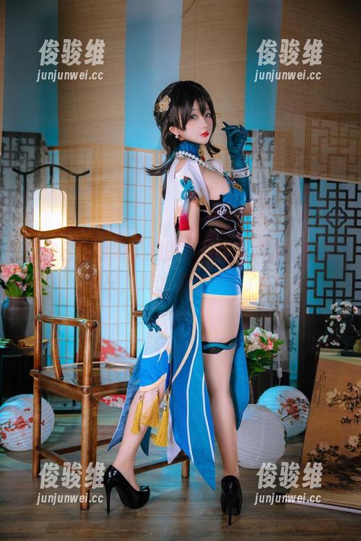 探索日奈娇的美腿图集，感受“腿”的新定义，真的是太精彩了！