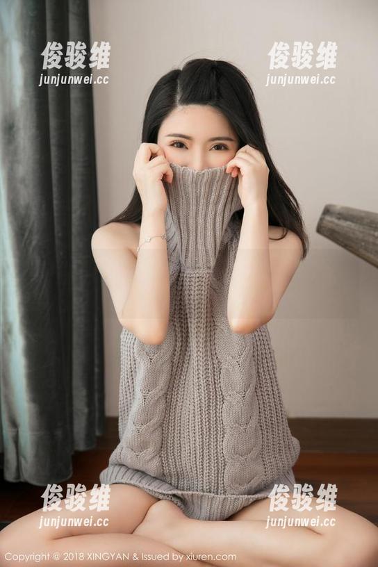星颜社 - 星冉在网上：灰丝写真让我产生了些奇妙的联想。