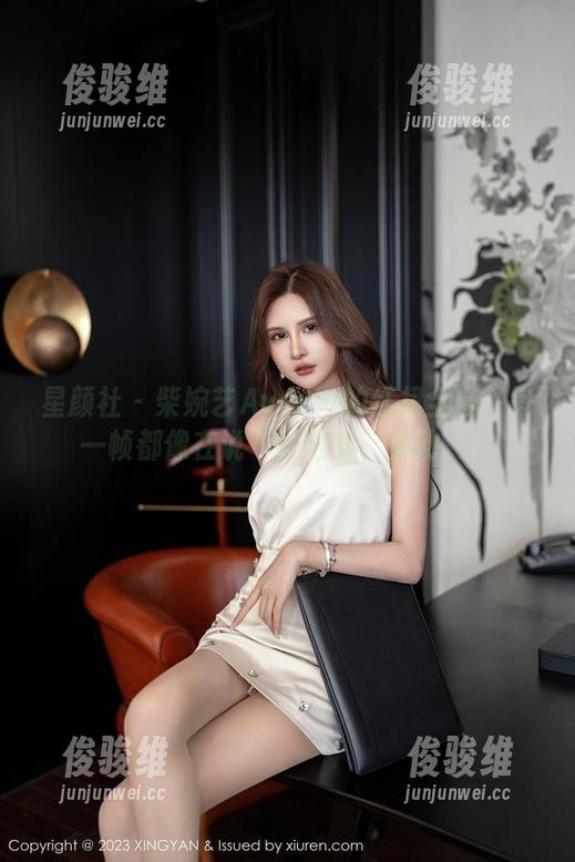 星颜社 - 柴婉艺Averie的红裙全套：每一帧都像在说‘就这样，别动’！