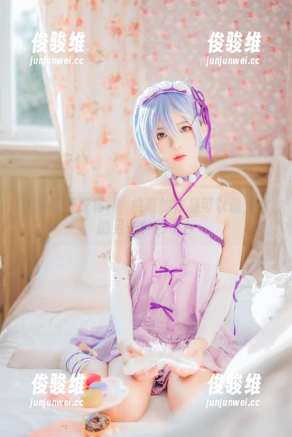 泳池资源探秘：桜桃喵的作品可以说是水的另一种艺术？