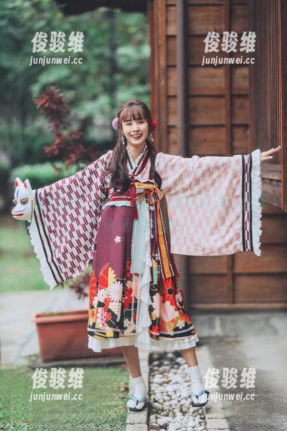 泥泥汝的女仆小屋来啦！下载写真，轻松燃烧卡路里！