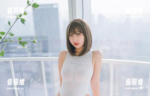 “浅安安的写真集：在歪萌社修女的世界里自我沉迷”–真心不想出来了。