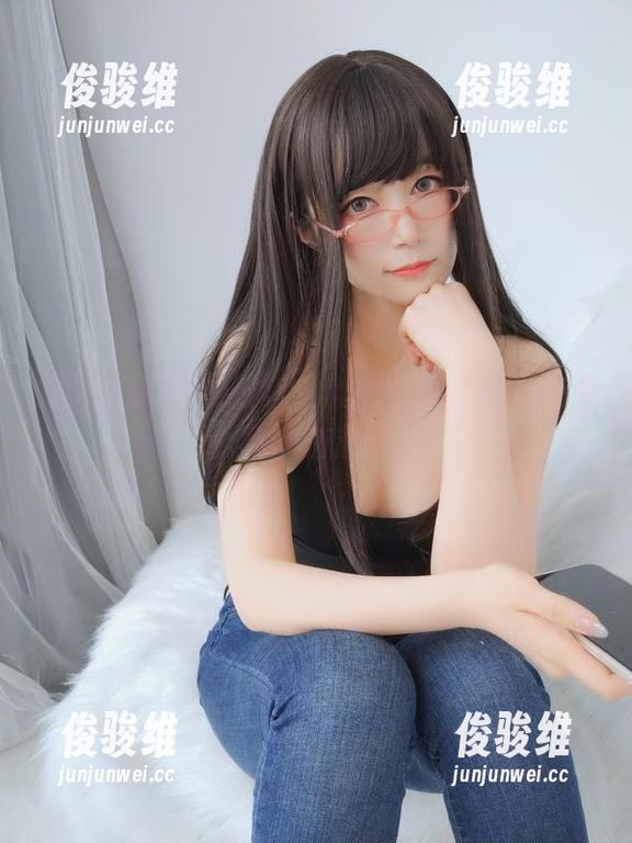 遇见白银81的日常：套图下载，轻松洗涤你的疲惫！