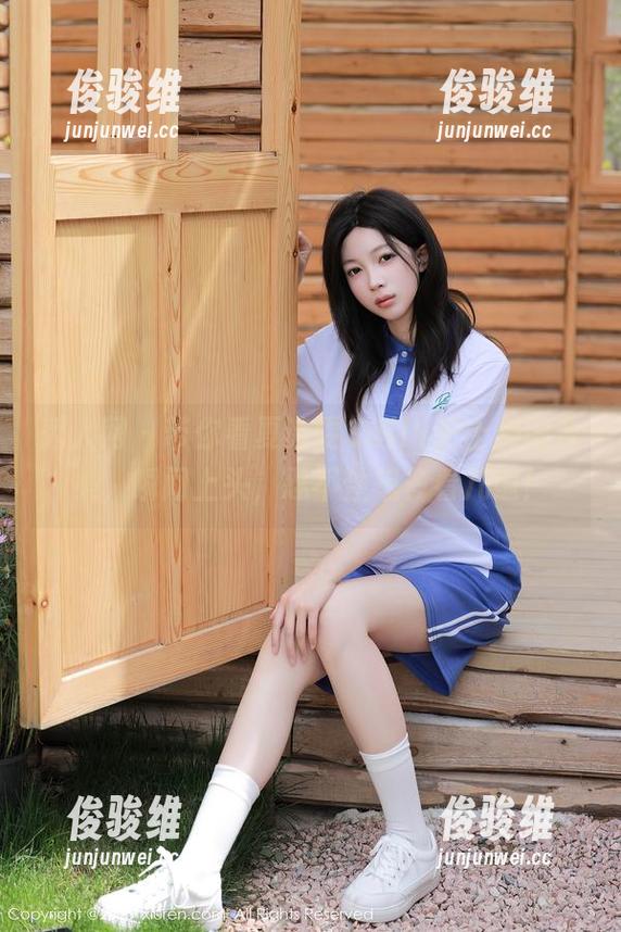 秀人网 - 带你看夏诗雯Sally护士美图合集，瞬间上头，忍不住想多看几遍！