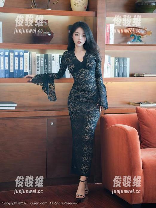 秀人网 - 御姐风格！夏雪爱的私房绝美作品，快来瞧瞧！