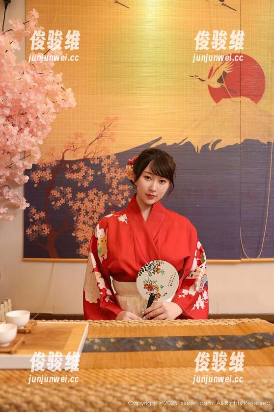 秀人网 - 慧敏Vivi无圣光黑白合集：一场关于阴影与光圈的陷阱
