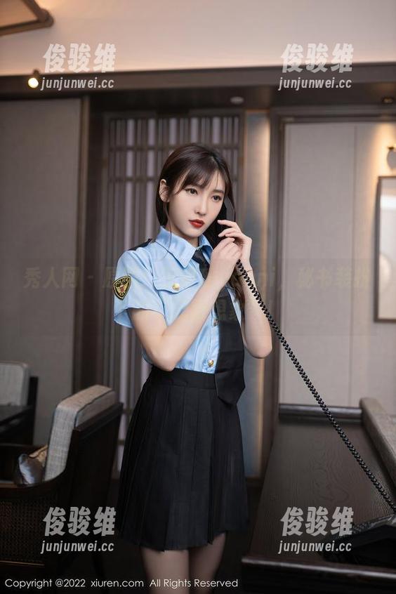 秀人网 - 原图：王馨瑶yanni，秘书装扮下的“无限想象”！