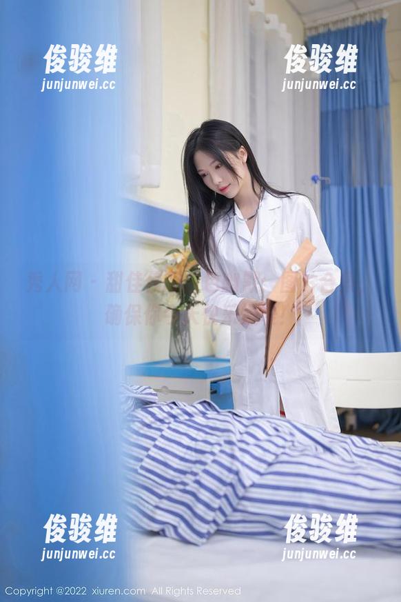 秀人网 - 甜佳佳的白色幽默：图片合集，确保你今天快乐爆表！