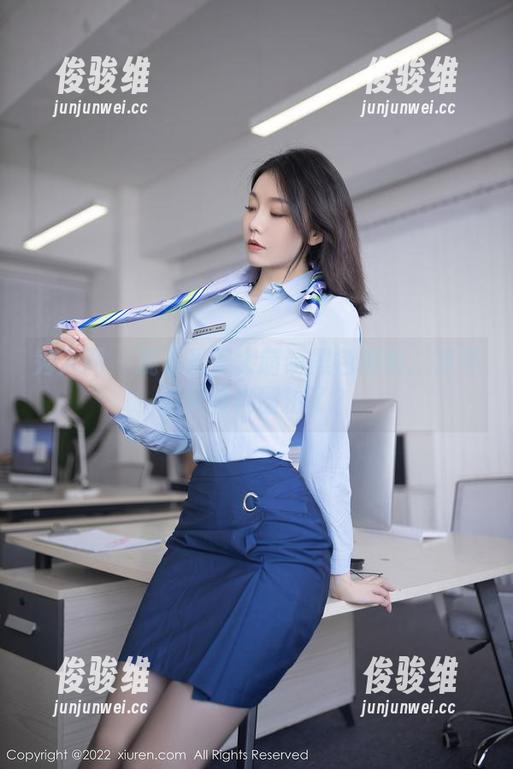 秀人网 - 观看米妮大萌萌黑色图包：是不是又被她圈粉了？