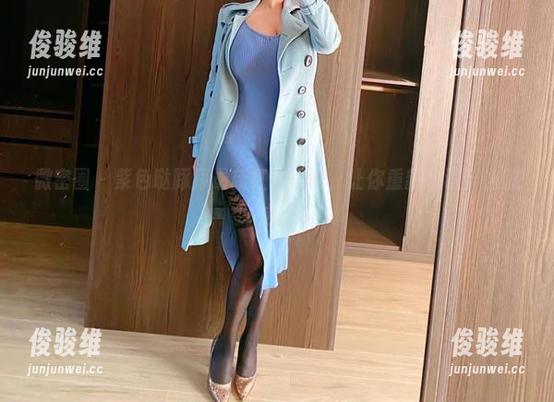 紫色哒豚豚 微密圈 - 紫色哒豚豚最新红色写真,让你重新认识“火热”这回事