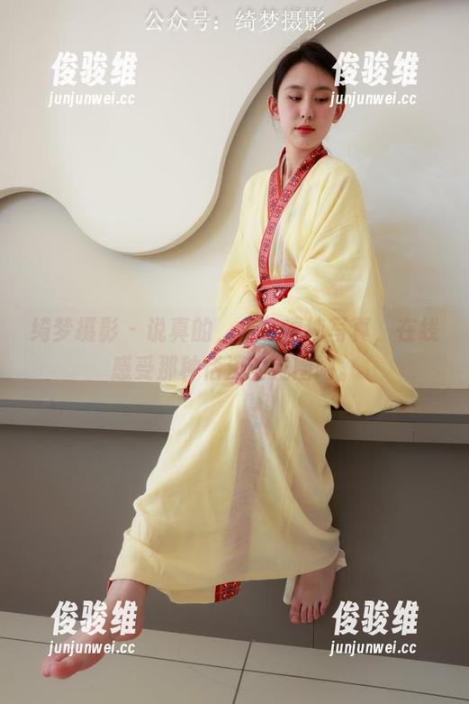 绮梦摄影 - 说真的，小艺清纯写真，在线感受那种恬淡的氛围吧。