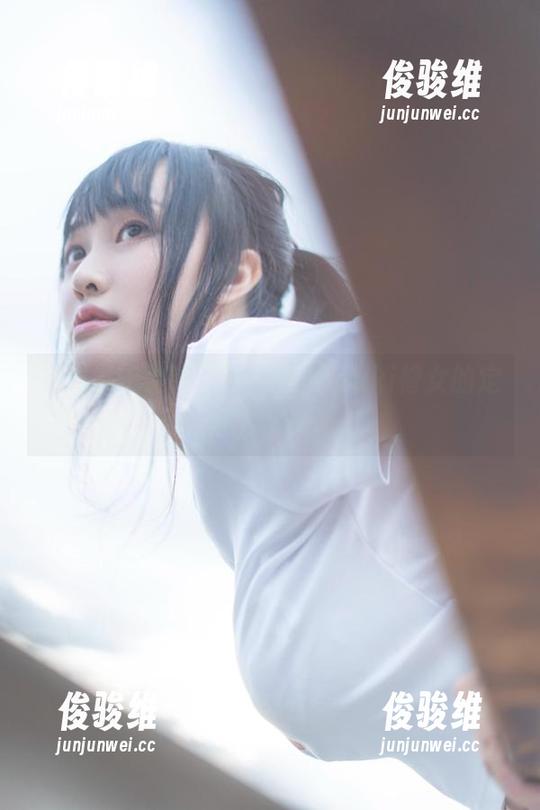 在光影中游走，脱尾巴Mizuki修女的定制艺术作品