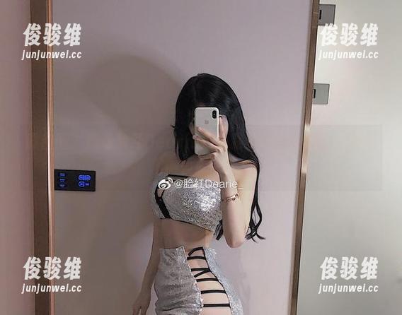 微密圈 - 跟着脸红Dearie感受路虎风采的魔力，高清图包奉上！