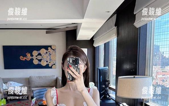 微密圈 - 就在这里！脸红Dearie为你呈现的奶牛约会图片资源！