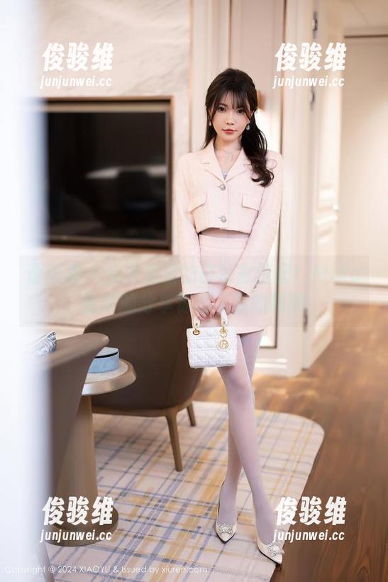 语画界 - 从未见过的白衬衫搭配！Miko酱吖的分享惊艳了我的眼睛