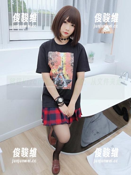 铭铭kizami 铭铭kizami的办公室私拍:从文件夹走出的梦境