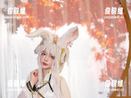 阿寨寨ninja 阿寨寨ninja的EVELYNN,别说你能抗拒这组壁纸的诱惑!